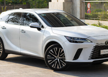 mua xe mot nam di 81 10.jpg