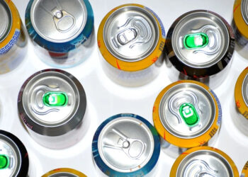 nguoi dan ong dot quy sau khi uong qua nhieu mot loai nuoc pho bien 3932.jpg