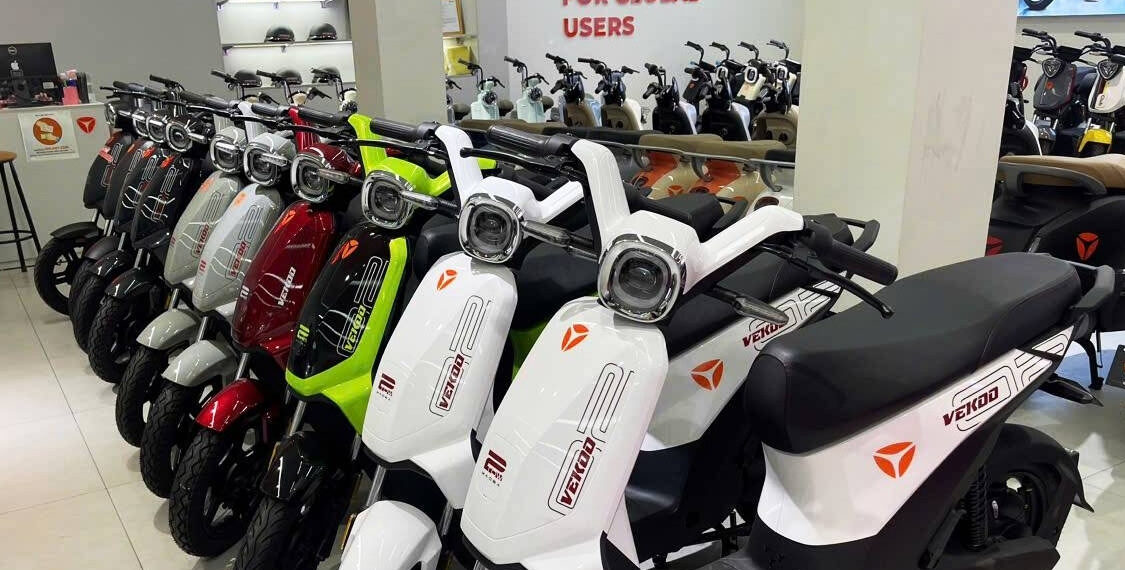 nguon cung xe may moi tang ky luc thi truong con giam gia manh thang cuoi nam 709.jpg