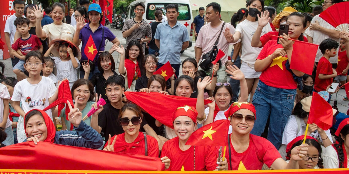 nha cach lang bac 5km gia dinh ha noi thue khach san xem tong duyet dieu binh 3357.jpg