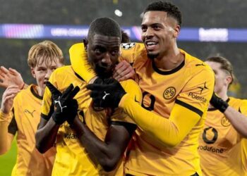 nhan dinh freiburg vs dortmund 21h30 ngay 1412 tan cong cong hien.jpeg