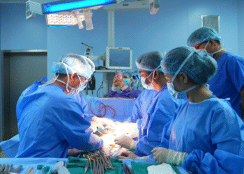 phau thuat moi voi benh nhan liet duong co nut dieu chinh ban linh dan ong 95667.png