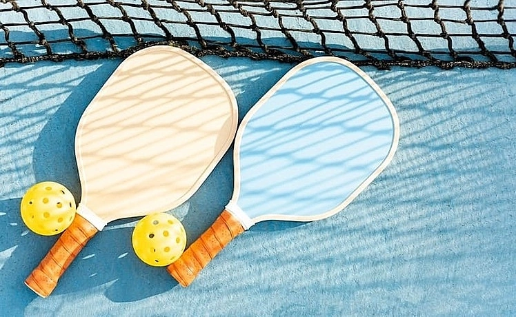 Chơi pickleball muộn có gây hại sức khỏe? pickleball la gi 1764822275 17 7423 6347 1764822386.jpg