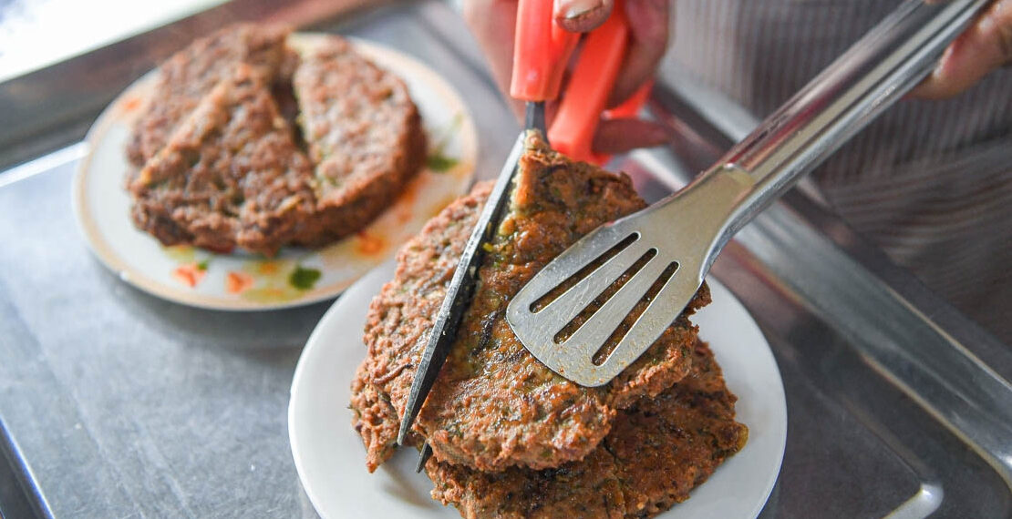 quan ha noi ban dac san nhin so nhung an ngon bao tay nhieu lan khen nuc no 585.jpg