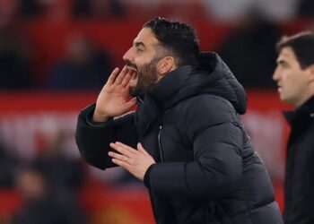 ruben amorim noi gi ve kha nang lot top 4 cua mu.jpg