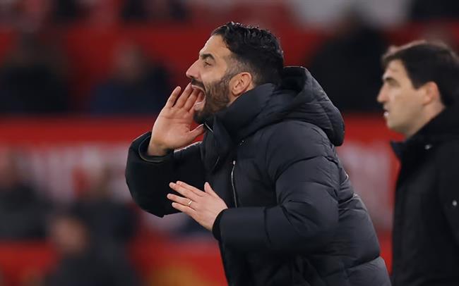 ruben amorim noi gi ve kha nang lot top 4 cua mu.jpg