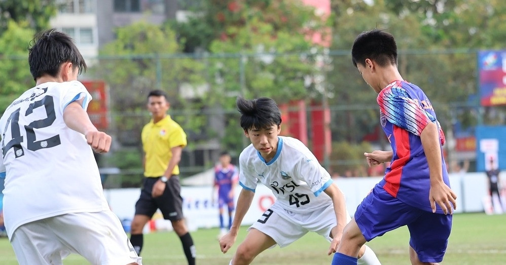 Sôi động giải Bóng đá Thiếu niên quốc tế U13 Việt Nam – Nhật Bản soi dong giai bong da thieu nien quoc te u13 viet nam nhat ban 3081.jpg
