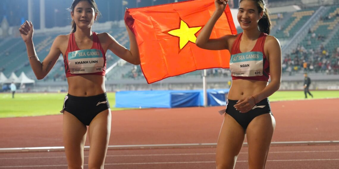 tam hcv giau cam xuc cua nguoi ke thua nguyen thi oanh.jpg