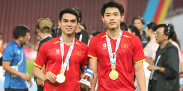 thu quan u23 viet nam tuyen bo di sau tai vck chau a 1982.jpg