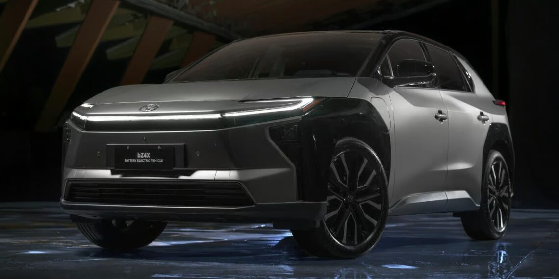 SUV điện Toyota bZ4X ra mắt tại Philippines, giá quy đổi từ 1,2 tỷ đồng toyota bz4x 1 jpg.15285.jpeg