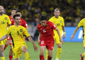 tu fifa den canh sat fam day bong da malaysia vao khung hoang 2888.jpg