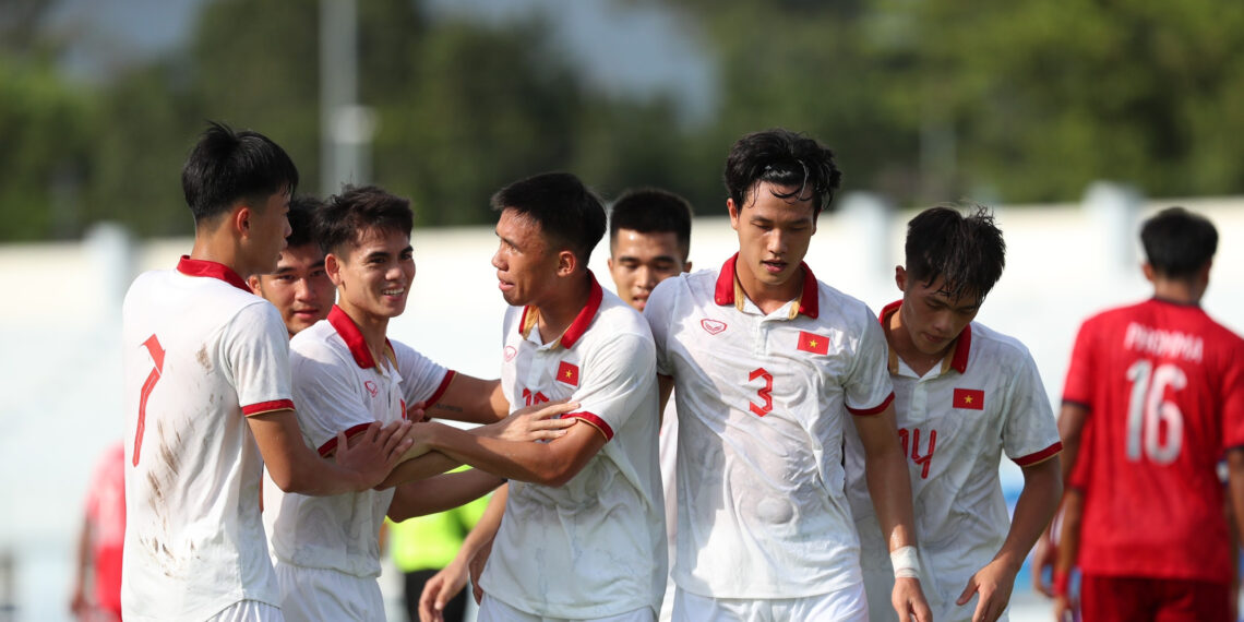 u22 viet nam gap u22 lao kho thang to vi dau 3152.jpg