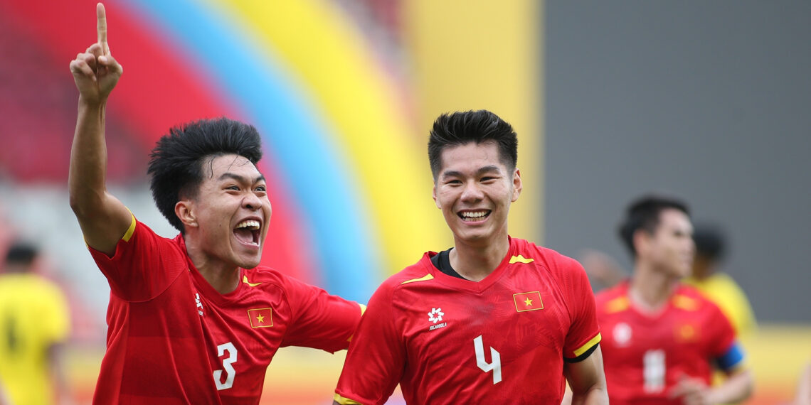 u22 viet nam vao ban ket sea games 33 sau nu cuoi con do au lo 4566.jpg