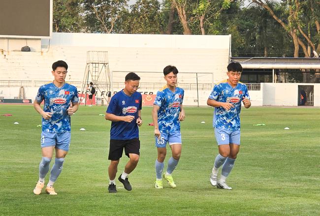 Lý do 3 tuyển thủ U23 Việt Nam phải tập riêng u23 viet nam 2811231406.jpg