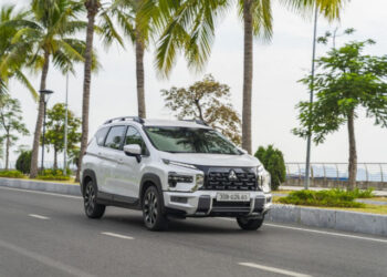 xehay 10 xe 221225 1.jpg