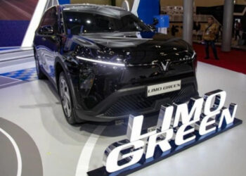 xehay limo ten moi 011225 6.jpg