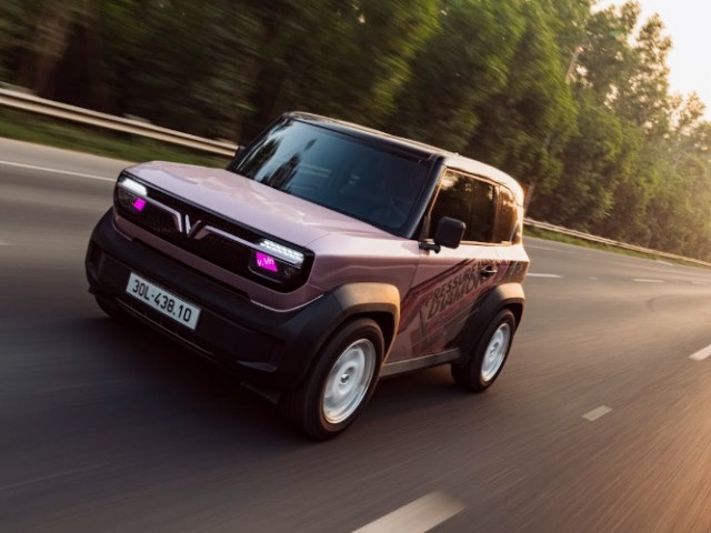 xehay xe ban chay nhat phan khuc 181225 7.jpg