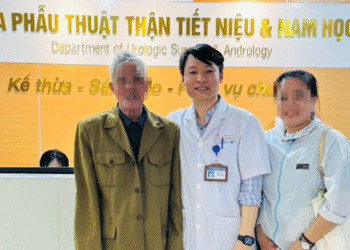 xin hoan mo ve que du dam cuoi chau va dieu bat ngo sau 1 thang 1170.png