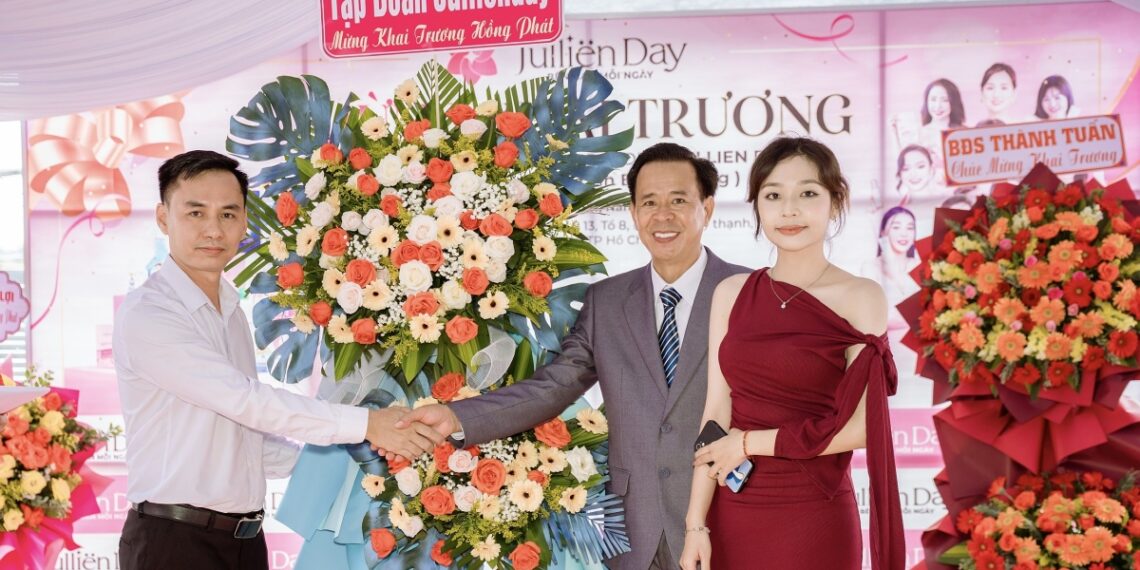 z7318318511872 d073e286c5a3822 9471 4096 1765510199.jpg