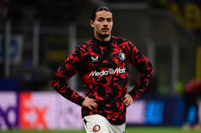 Chelsea đàm phán chiêu mộ tiền đạo của Feyenoord 3 1401103043.png