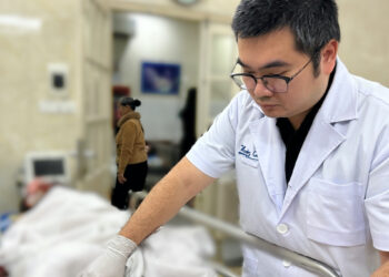 6 ca da chan thuong do phao no bac si bv viet duc canh bao di chung suot doi 928.jpg