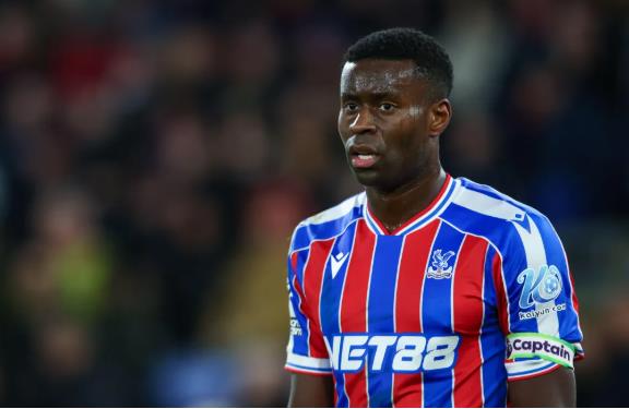 Các đội bóng lớn tranh giành Marc Guehi 8 0901181022.png