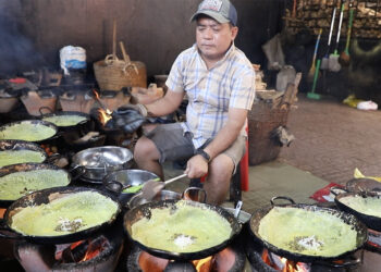 bi mat 20 nam phia sau ngoi chua duoi chan nui khien khach thap phuong am long 1795.jpg