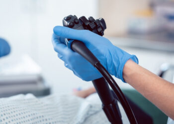 bo qua 1 dau hieu nguoi dan ong tre mat sau vai thang phat hien mac ung thu 274.jpg