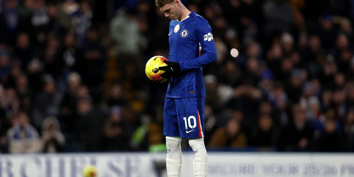 Chelsea không dám mạo hiểm với chấn thương của Cole Palmer chelsea khong dam mao hiem voi chan thuong cua cole palmer.jpg