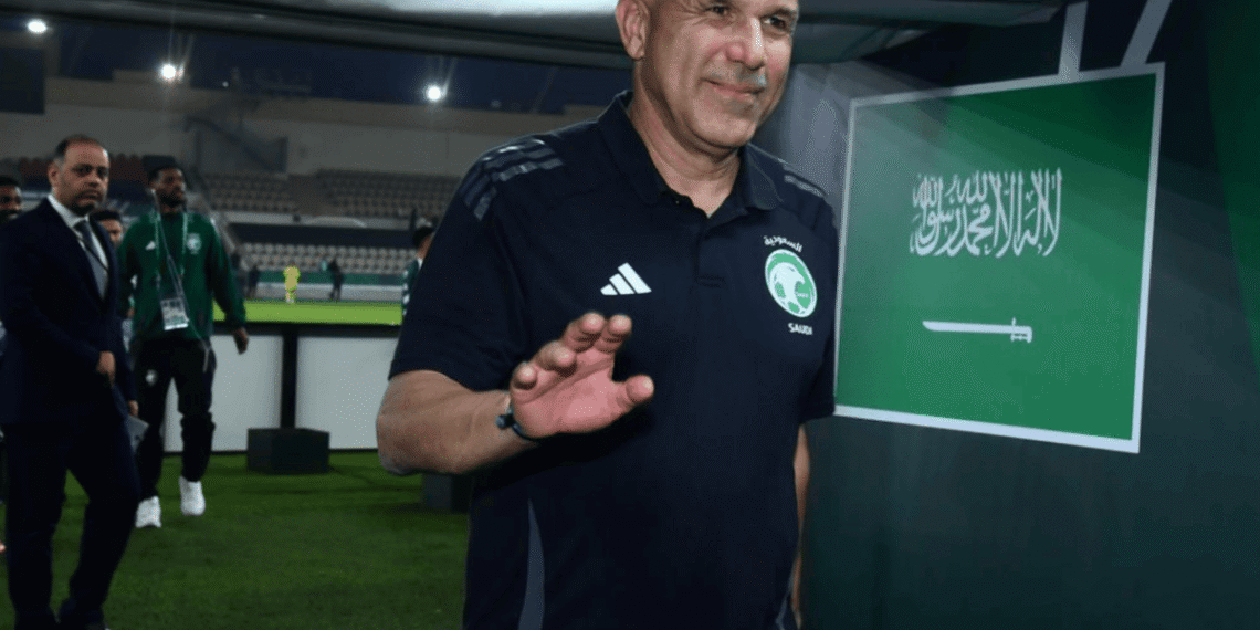 coach 0701063045.png