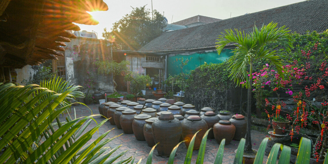 Đặc sản sóng sánh, thơm nức xóm, cả năm không hỏng ở làng cổ Hà Nội Đặc sản sóng sánh, thơm nức xóm, cả năm không hỏng ở làng cổ Hà Nội