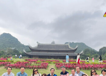 du khach ngay cang lua ky tour du lich 1894.jpg