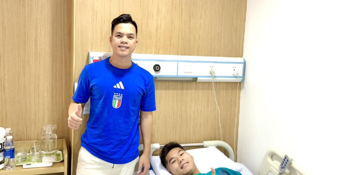 Hiểu Minh phẫu thuật thành công, bước vào quá trình hồi phục