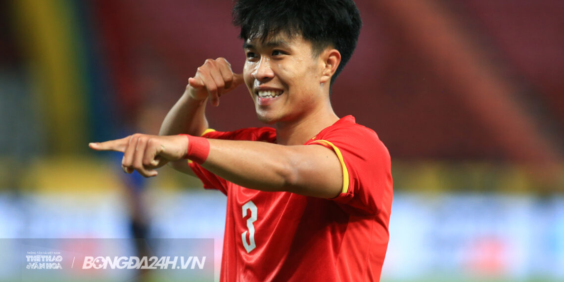 hlv kim sang sik nguy co mat trung ve xin o tran u23 saudi arabia.jpg