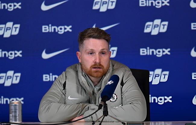 hlv tam quyen tin chelsea du pham chat danh bai danh bai man city.jpg