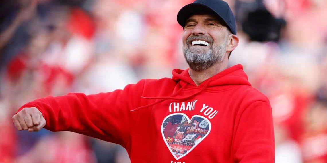 jurgen klopp thua nhan co the tro lai dan dat liverpool.jpg