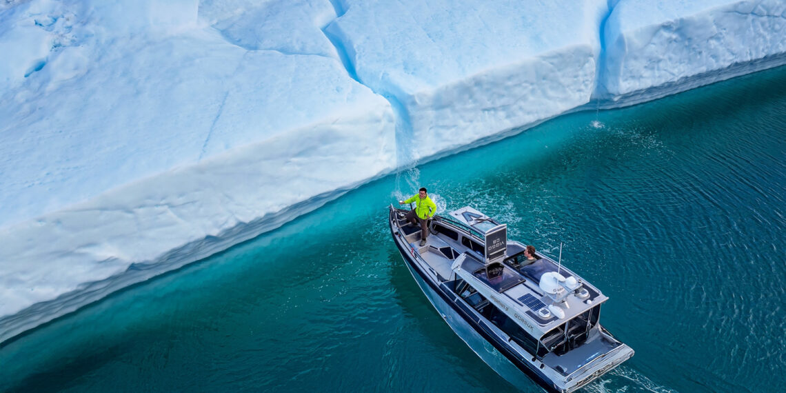 khach viet ghe hon dao lon nhat the gioi ngam ca voi va mat troi luc nua dem 1650.jpg