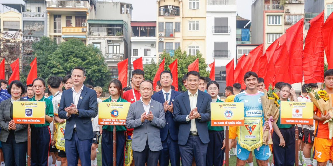 Khởi tranh vòng loại phía Bắc giải bóng đá Thanh Niên sinh viên Việt Nam khoi tranh vong loai phia bac giai bong da thanh nien sinh vien viet nam 1897.jpg