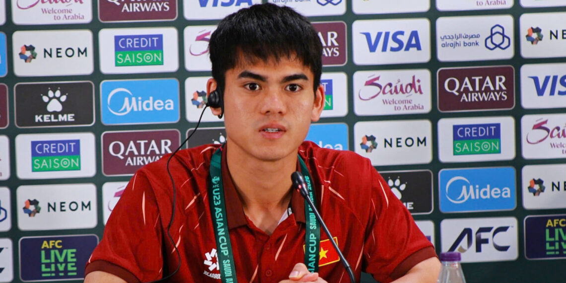 Khuất Văn Khang tiết lộ kế hoạch U23 Việt Nam chuẩn bị đấu UAE khuat van khang tiet lo ke hoach u23 viet nam chuan bi dau uae 1745.jpg