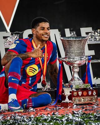 Marcus Rashford lên tiếng sau danh hiệu đầu tiên cùng Barcelona marcus rashford len tieng sau danh hieu dau tien cung barcelona.jpg