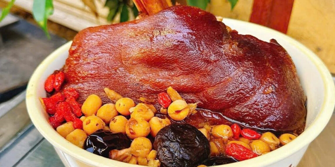 Món ‘đại bổ’ trong mùa lạnh nhưng 6 nhóm người không nên ăn mon dai bo trong mua lanh nhung 6 nhom nguoi khong nen an 2855.jpg