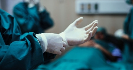 Người đàn ông vào cấp cứu lúc nửa đêm, bác sĩ nói 'vừa giận vừa thương' nguoi dan ong vao cap cuu luc nua dem bac si noi vua gian vua thuong 1153.jpeg