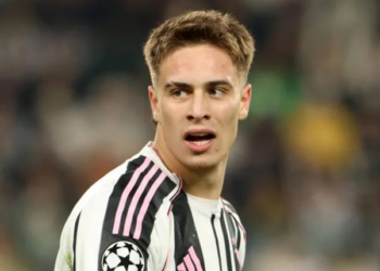 nhan dinh juventus vs benfica 3h00 ngay 221 cho tai mourinho.png