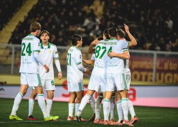 nhan dinh roma vs sassuolo 0h00 ngay 111 them 3 diem cho chu nha.jpg