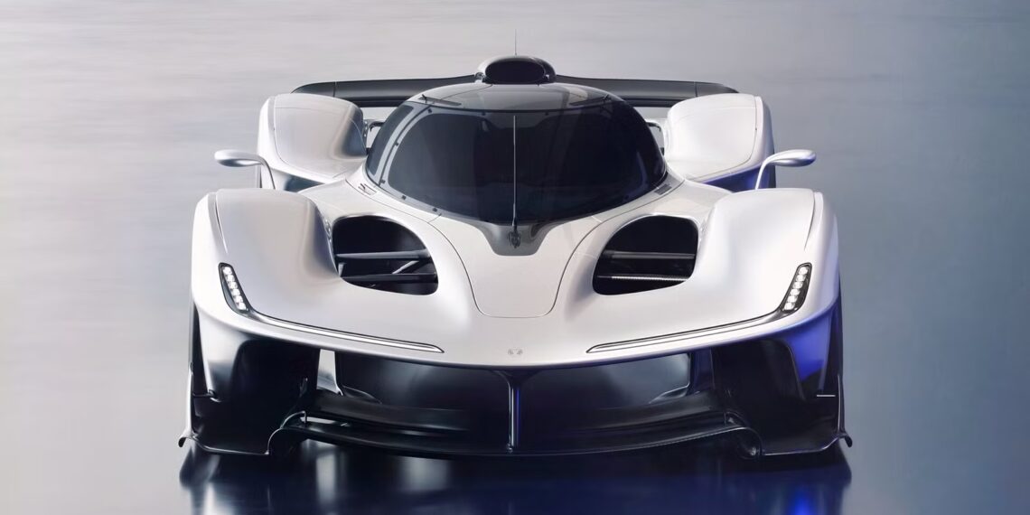 red bull rb17 co may gan giong xe f1 ma nguoi thuong co the cam lai 675.avif.jpeg