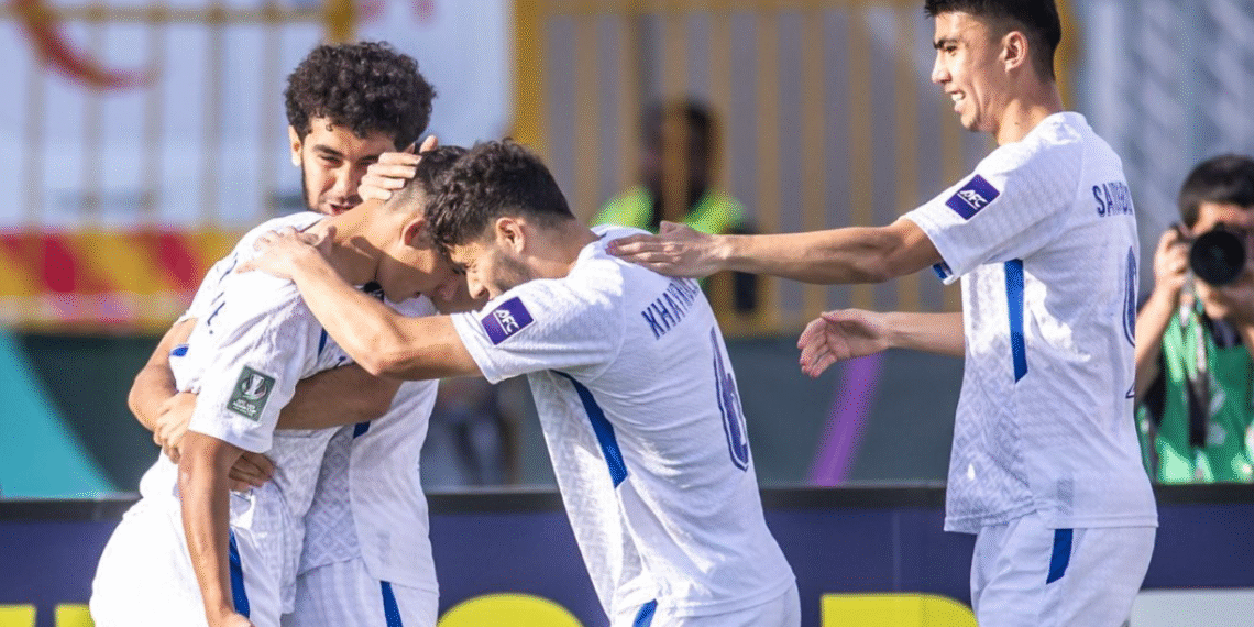 u23 viet nam va uzbekistan co co hoi tai hien tran chung ket thuong chau 2018.png