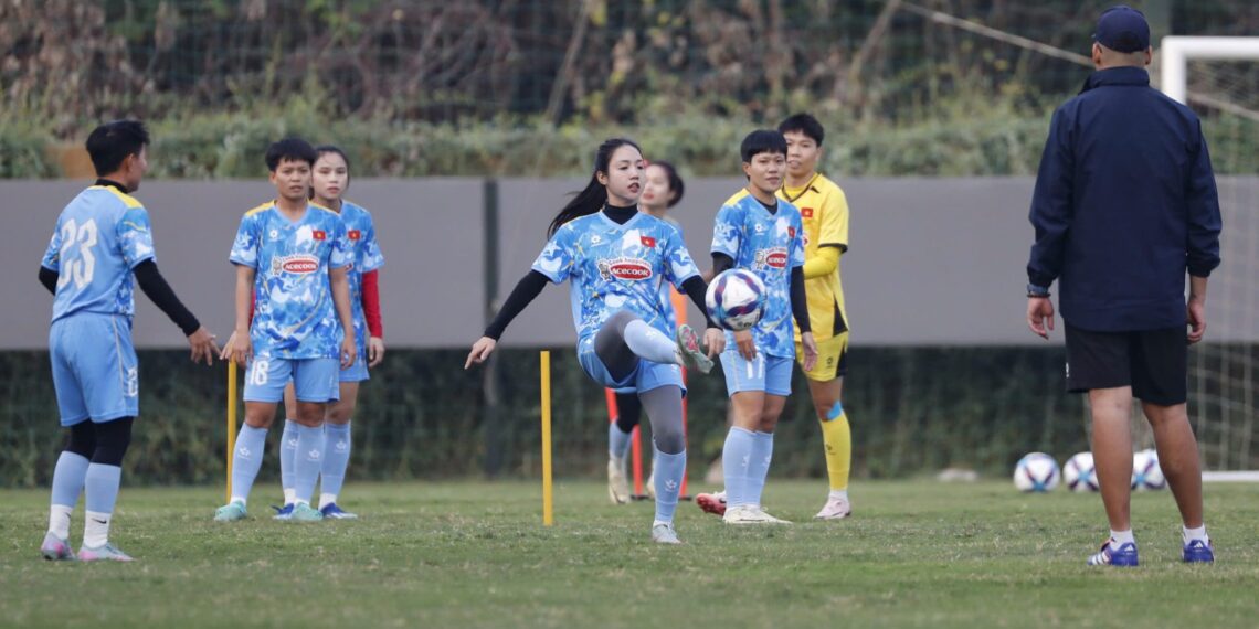 Hot girl ĐT Việt Nam: Trận đấu với Uzbekistan là bước khởi đầu quan trọng Hot girl ĐT Việt Nam: Trận đấu với Uzbekistan là bước khởi đầu quan trọng