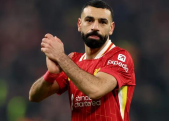 Emile Heskey chỉ ra 3 cái tên thay thế Mohamed Salah ở Liverpool 2 2402064107.png
