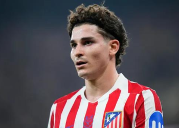 Huyền thoại khuyên Arsenal chiêu mộ Julian Alvarez 3 2602162622.png