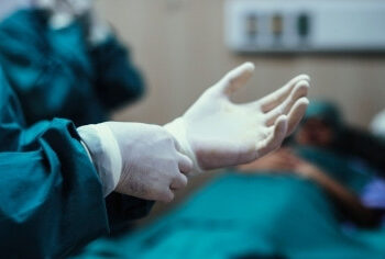 3 tre nho phai cat bo tinh hoan boi mot ly do 721.jpeg